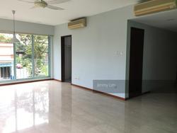 freesia-woods photo thumbnail #5